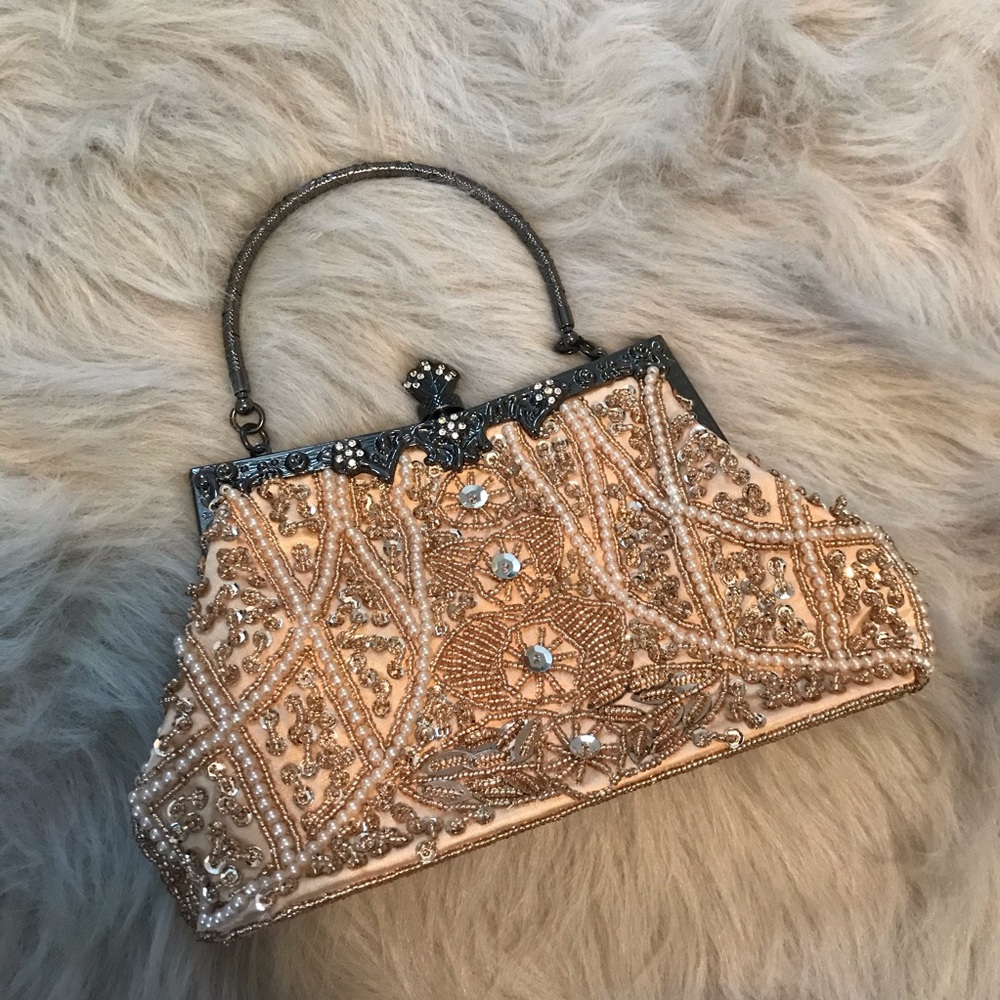 Vintage inspired beaded clutch (NWOT)